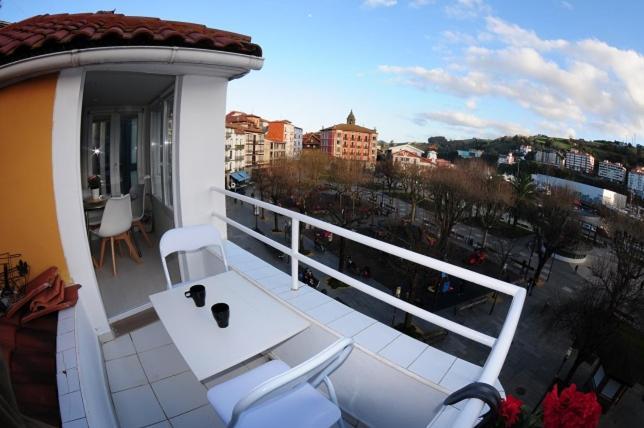 Apartamentos Urdaibai 5 Бермео Экстерьер фото